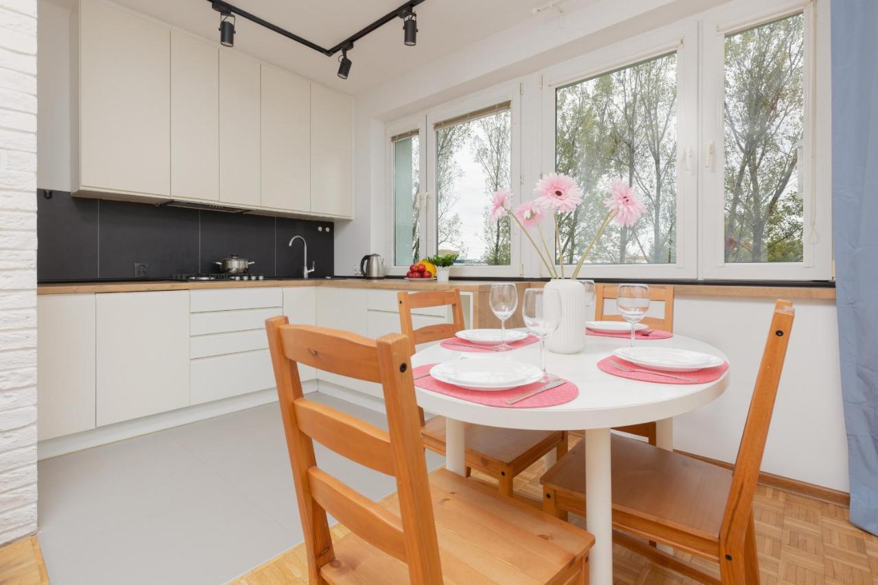 Warsaw Magellana Apartment By Noclegi Renters Bagian luar foto