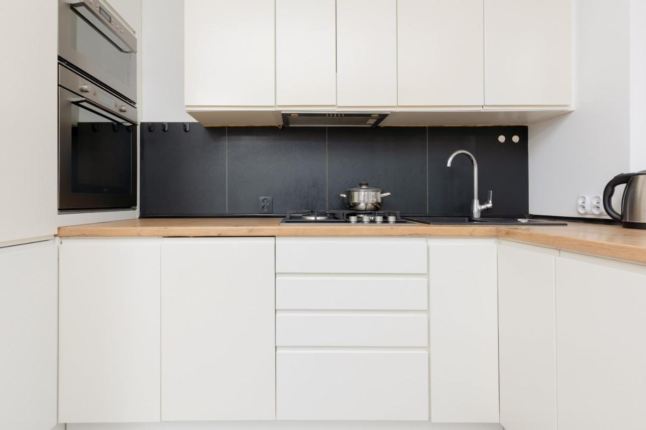 Warsaw Magellana Apartment By Noclegi Renters Bagian luar foto